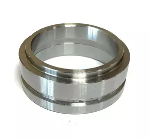 Стакан Т-40 підшипника бортової Т40А-2306144 Стакан Т-40 підшипника бортової Т40А-2306144