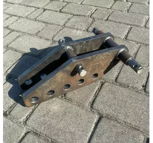 Довантажувач МТЗ механічний зварний, 5 отворів 16мм. Довантажувач МТЗ механічний зварний, 5 отворів 16мм.