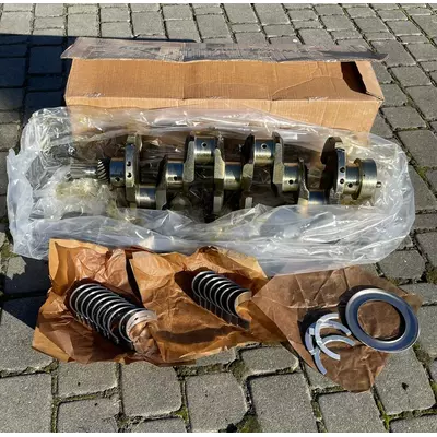 Колінвал МТЗ Д-240/243/245 з вкладишами під шліци (вир-во МТЗ) 245-1005015