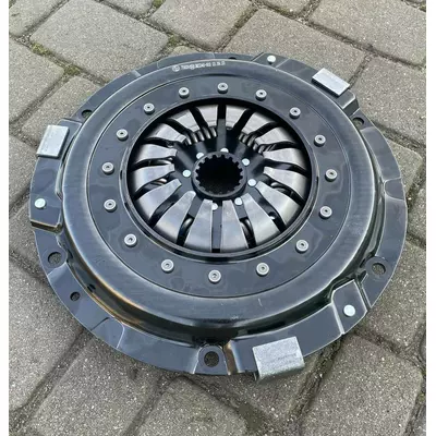 Корзина МТЗ зчеплення пелюсткова (вир-во ) 70-1601090