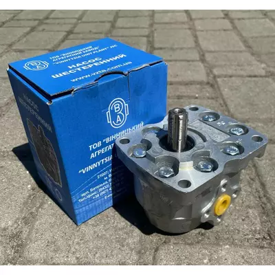 Насос МТЗ Т-25 НШ 10Д-3Л (плоский, лівий) вир-во ВЗТА (Вінниця)
