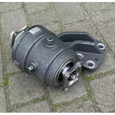 Опора МТЗ проміжна МТЗ-82 (вир-во JFD Premium) 72-2209010