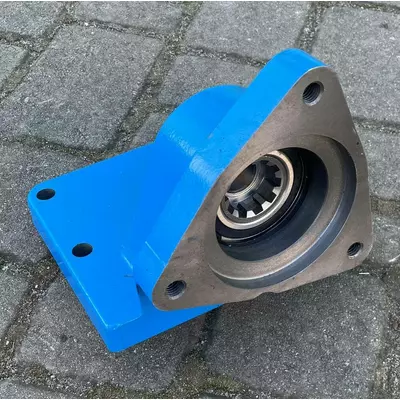 Перехідник МТЗ під стартер усилений (на 2 підшипники) ПДМ-10