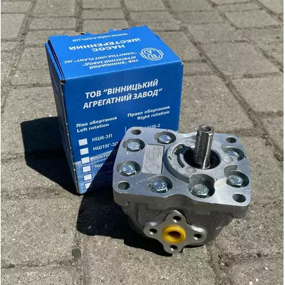 Насос НШ 10Г-3 на 4 шліца (плоский, правий) вир-во ВЗТА (Вінниця)